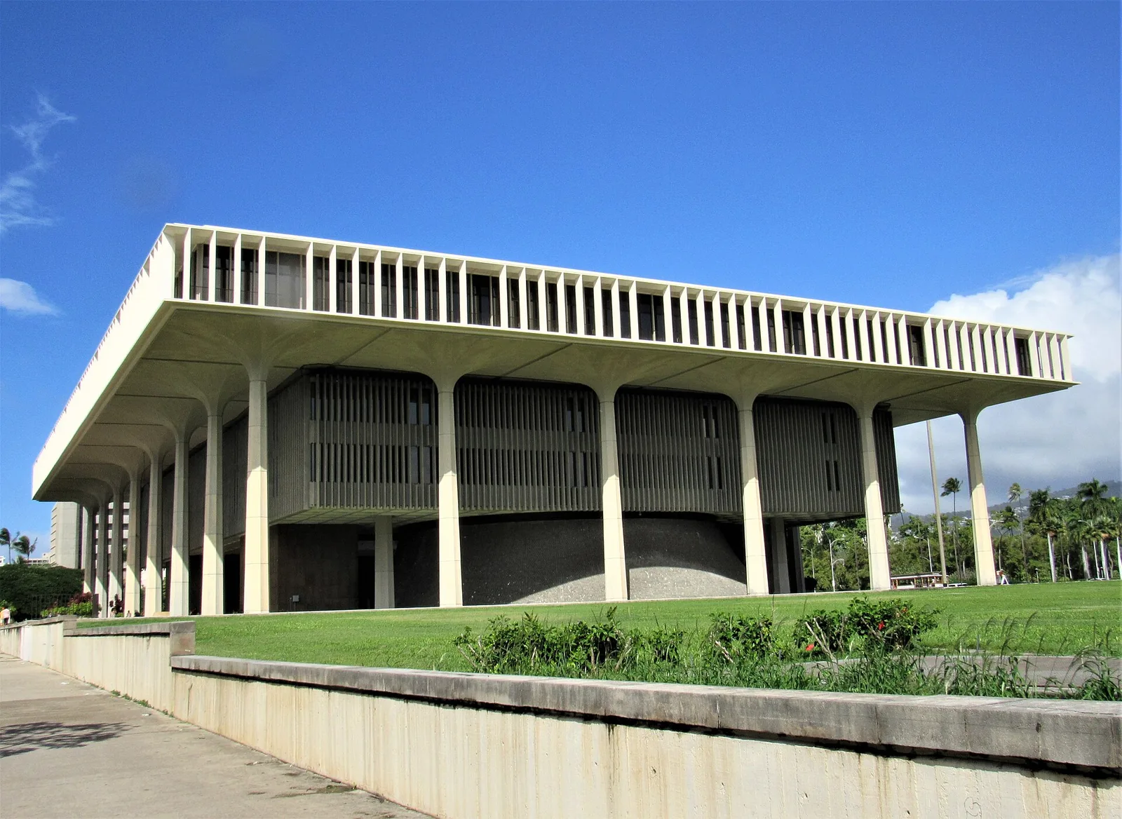 Exterior of the Hawaii State Capitol building in Honolulu, home of the state legislature